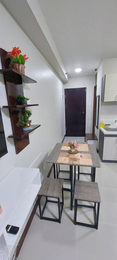 Dracarys Place 2 Condo With Balcony Unlimited Wifi Lapulapu City View エクステリア 写真