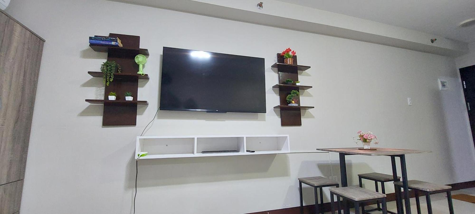 Dracarys Place 2 Condo With Balcony Unlimited Wifi Lapulapu City View エクステリア 写真