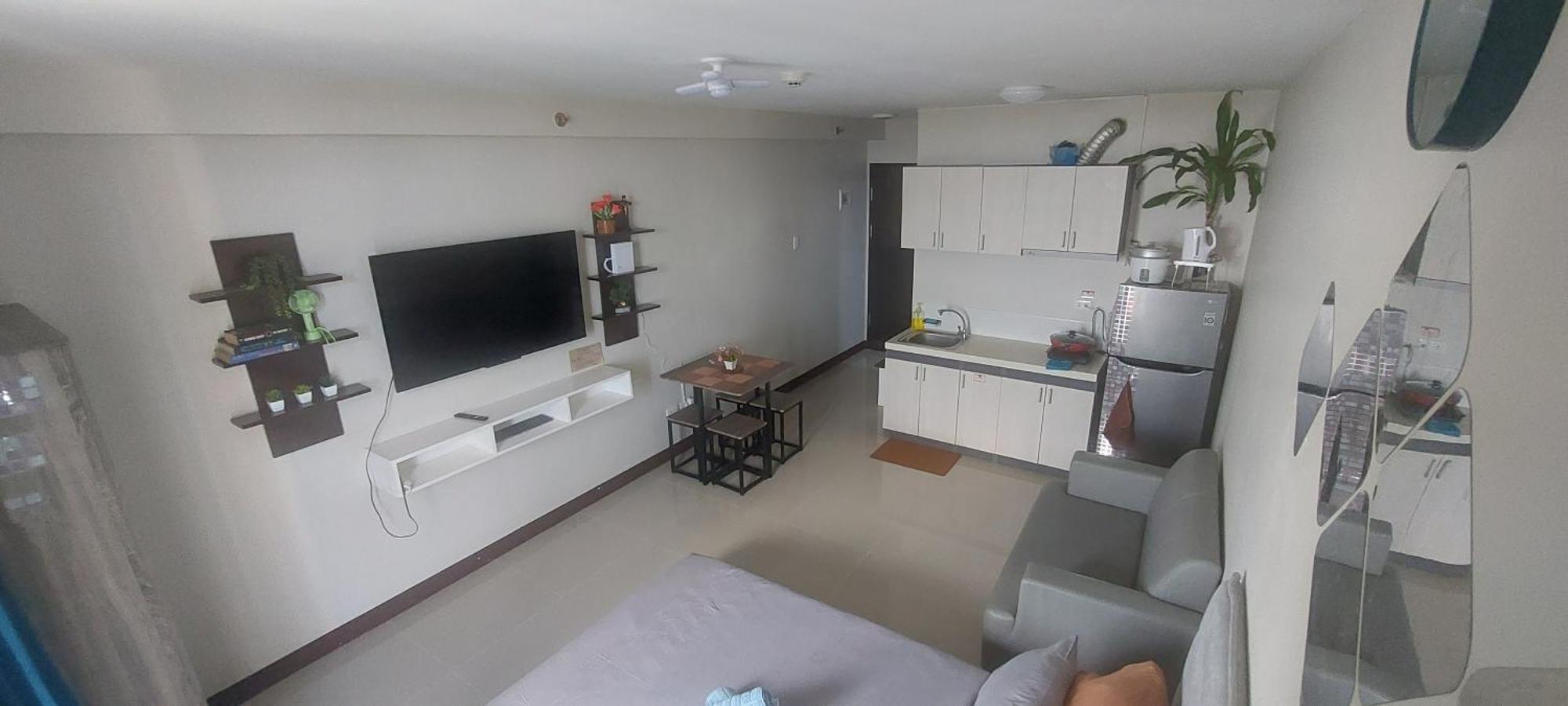 Dracarys Place 2 Condo With Balcony Unlimited Wifi Lapulapu City View エクステリア 写真